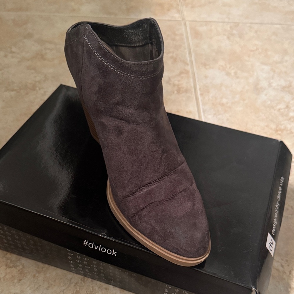 DV by Dolce Vita Black Mules